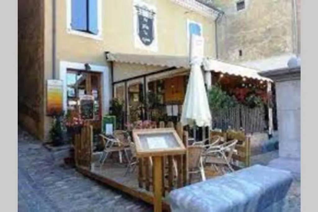 Holiday home Maison De Caractere 170M2 Coeur De Village France
