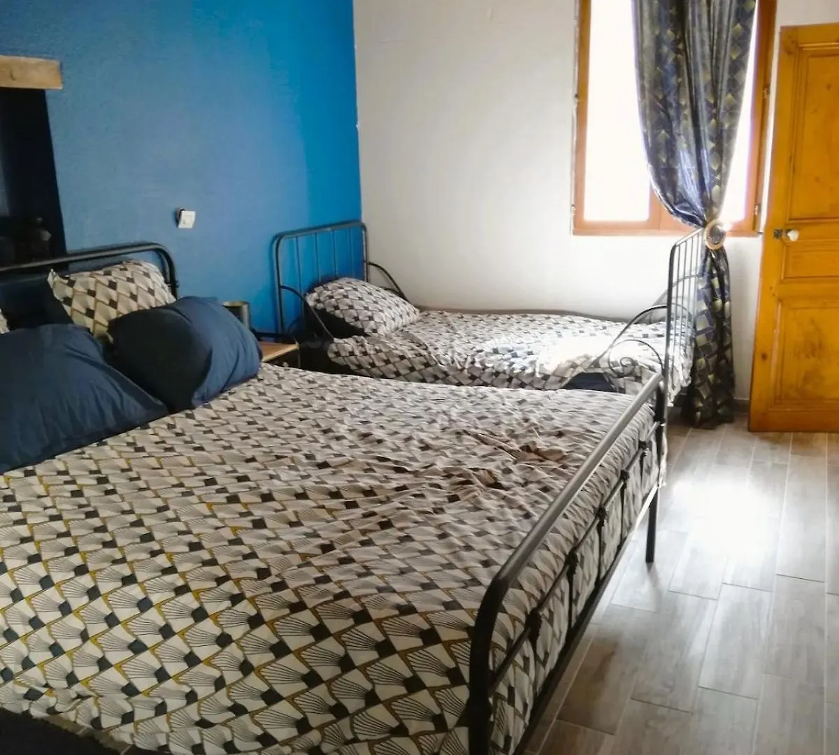 Maison De Caractere 170M2 Coeur De Village Saint-Montan 0*,  Frankrig